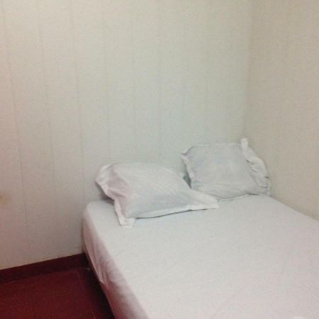 Hotel Cyrano Voltaire Párizs Kültér fotó