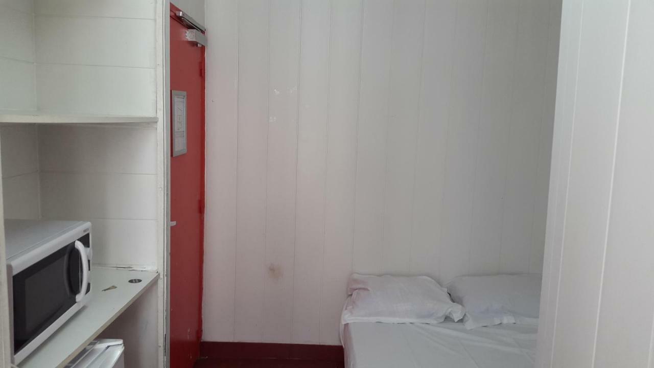 Hotel Cyrano Voltaire Párizs Kültér fotó